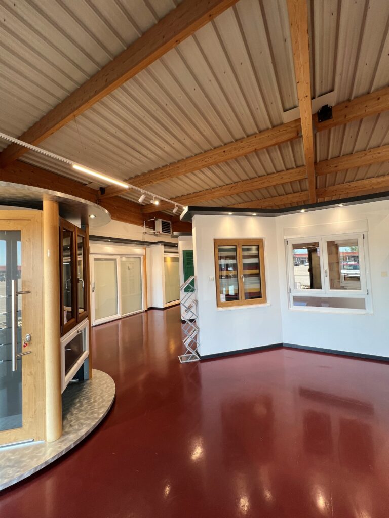 Mise en lumière du showroom Hilzinger à Lutterbach, d’une superficie de 400 m².